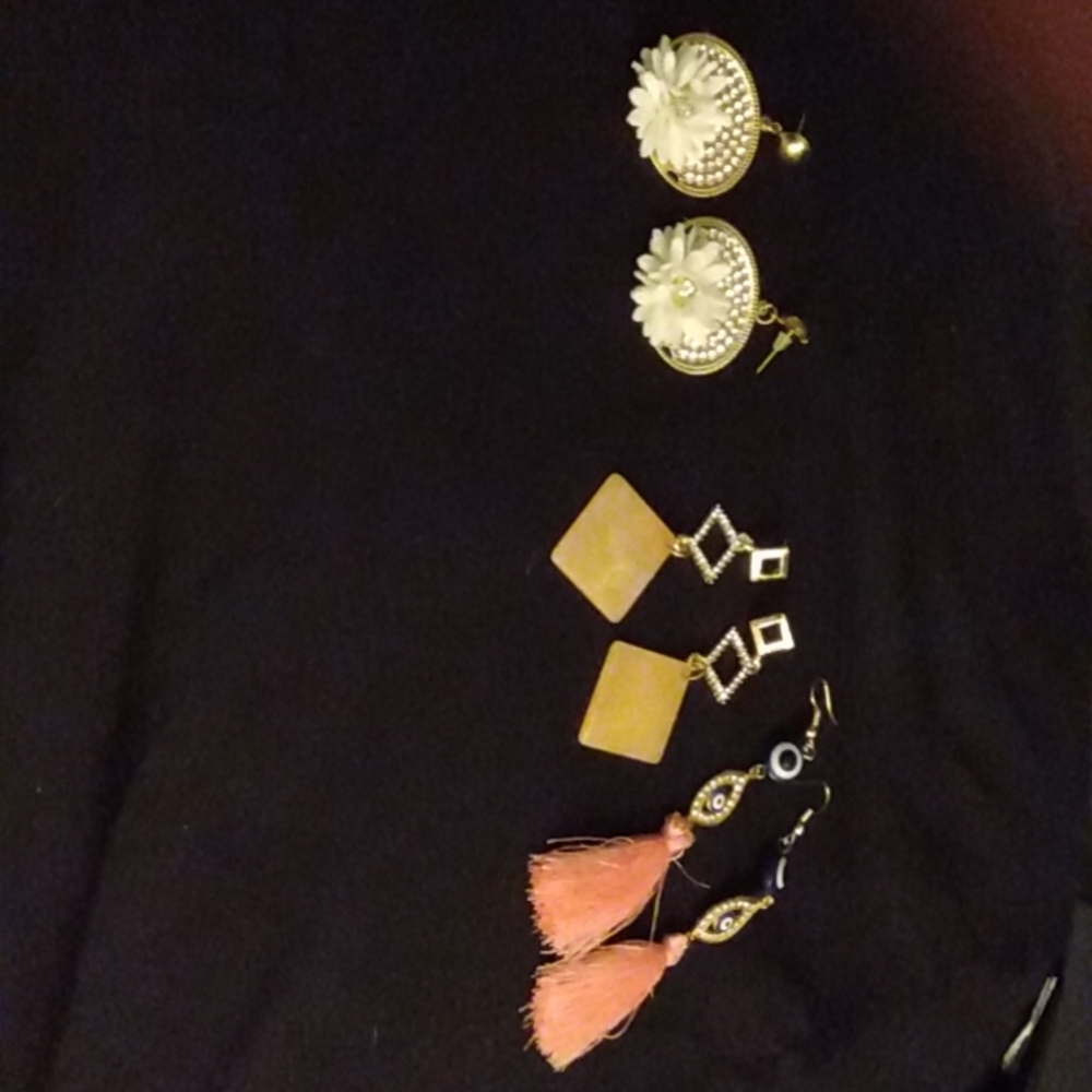 Woman's earrings